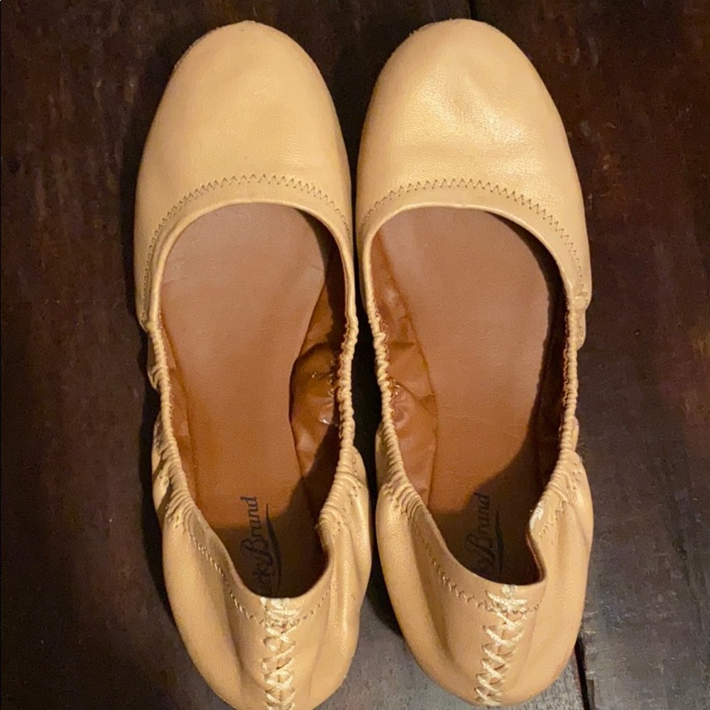 Lucky Brand Nude ballet flats